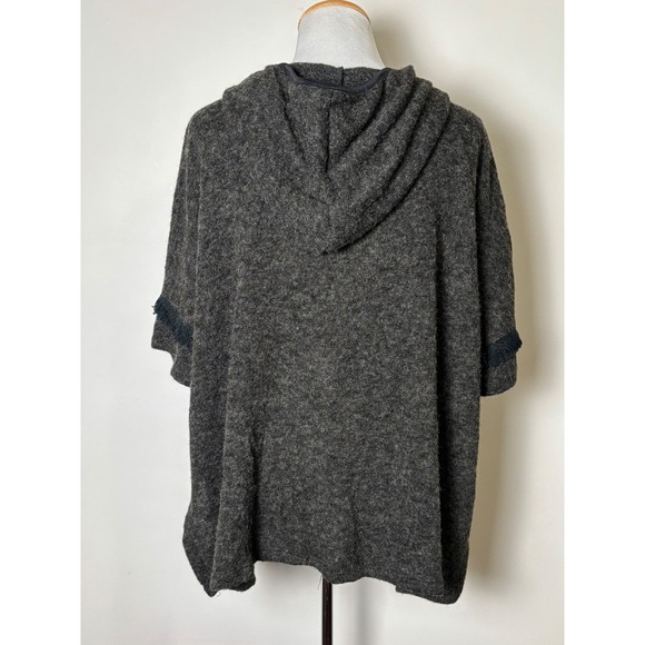 LILA CLOTHING CO Womens Angora Blend Hoodie Sweater M Oversized Fringe Layering - Picture 2 of 8